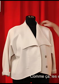 Blouse avec manches une pièce et ourlet latéral